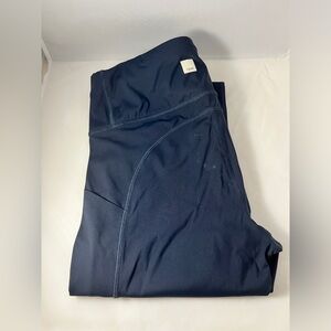 Vuori Stride Pocket Leggings - color Ink, size small